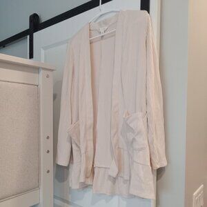 GREAT LC Lauren Conrad Cream Light Long Ribbed Pocket Cardigan